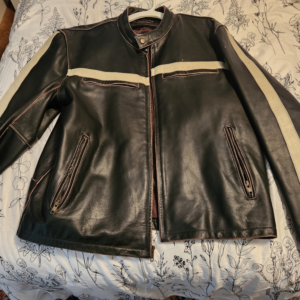 Motorcycle jacket